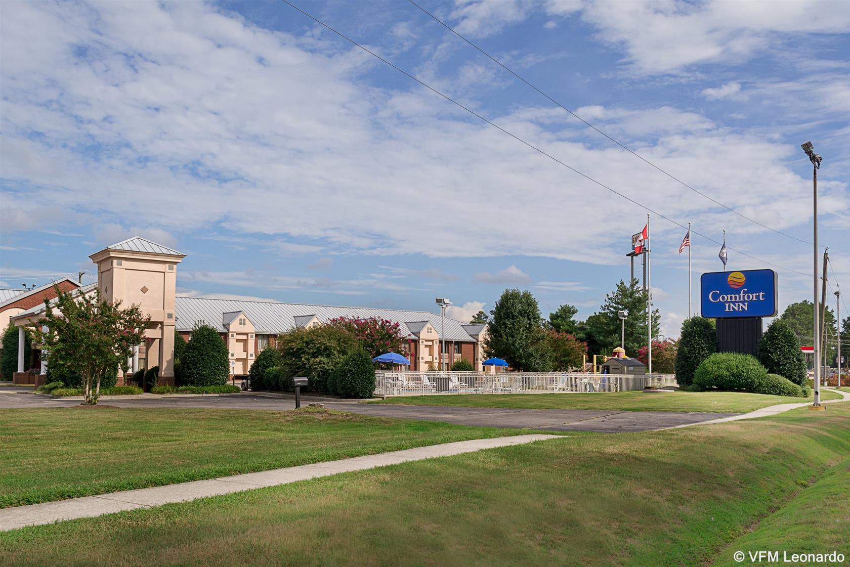 Comfort Inn Petersburg Near Fort Gregg-Adams Exterior foto